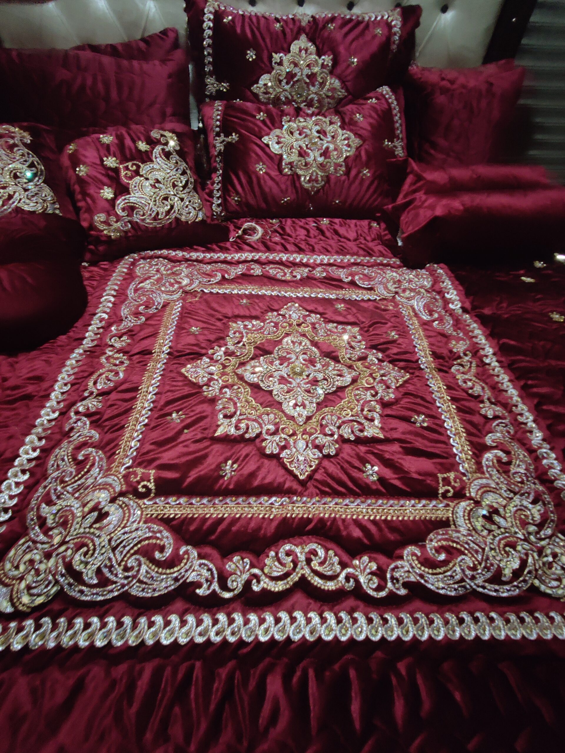 13PC Velvet Embroidered Cut Dana Comforter Set ABBA0 - MAROON - Image 3