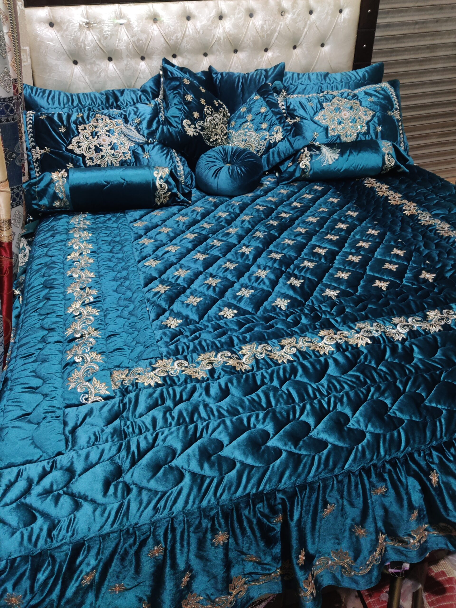 13PC Velvet Embroidered Cut Dana Comforter Set ABBA0 - ZINC - Image 2