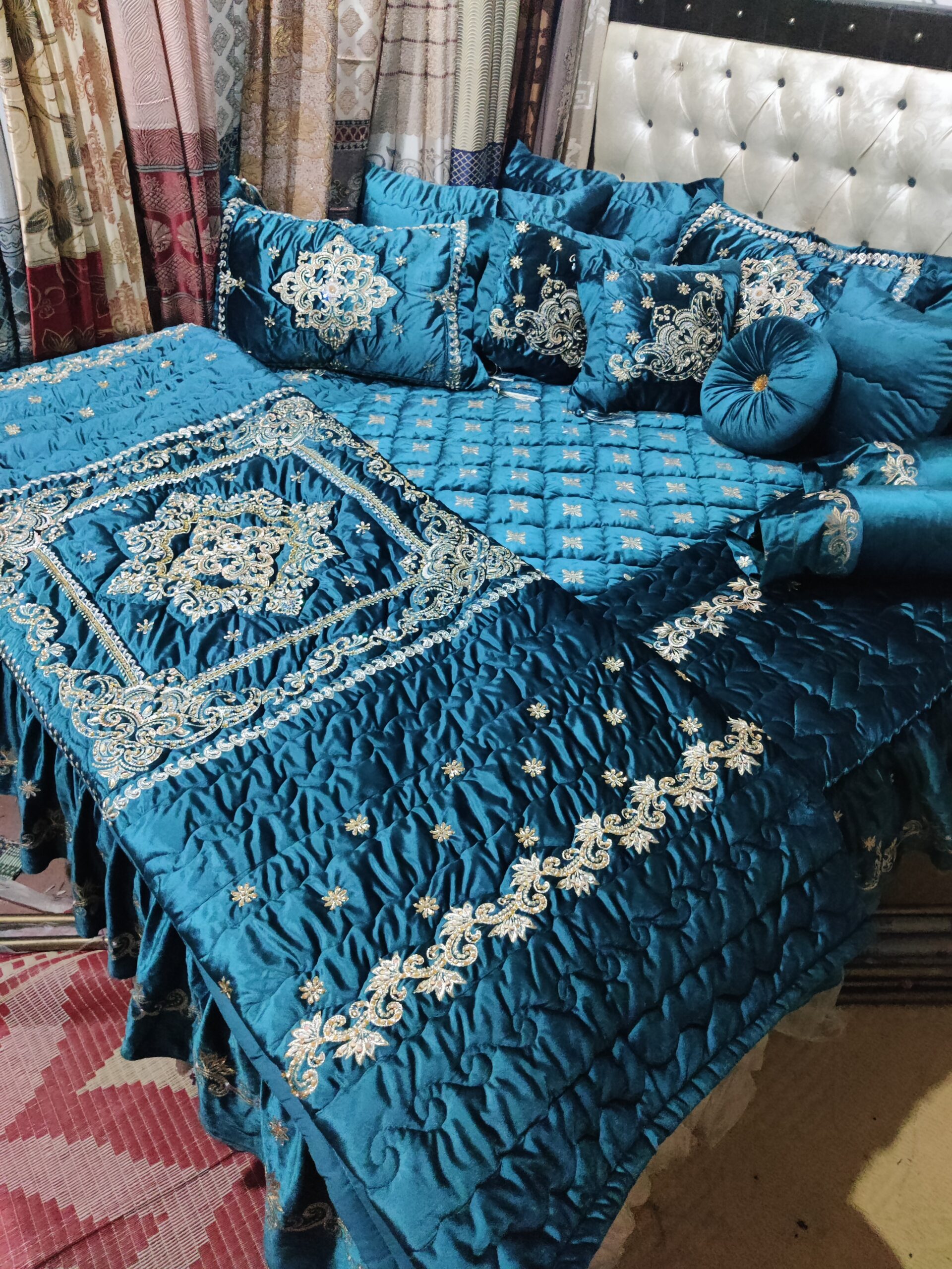 13PC Velvet Embroidered Cut Dana Comforter Set ABBA0 - ZINC - Image 3