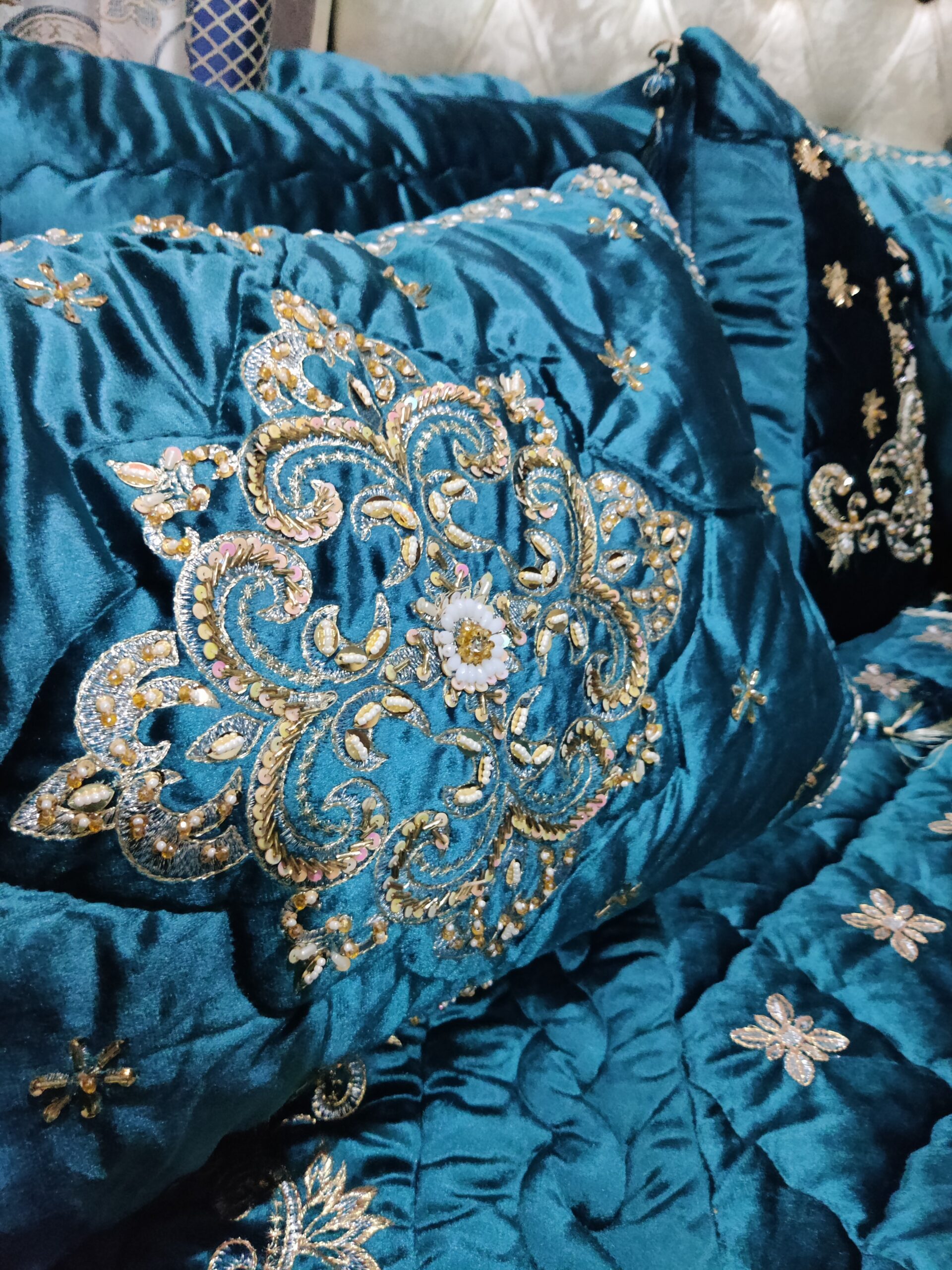 13PC Velvet Embroidered Cut Dana Comforter Set ABBA0 - ZINC - Image 5