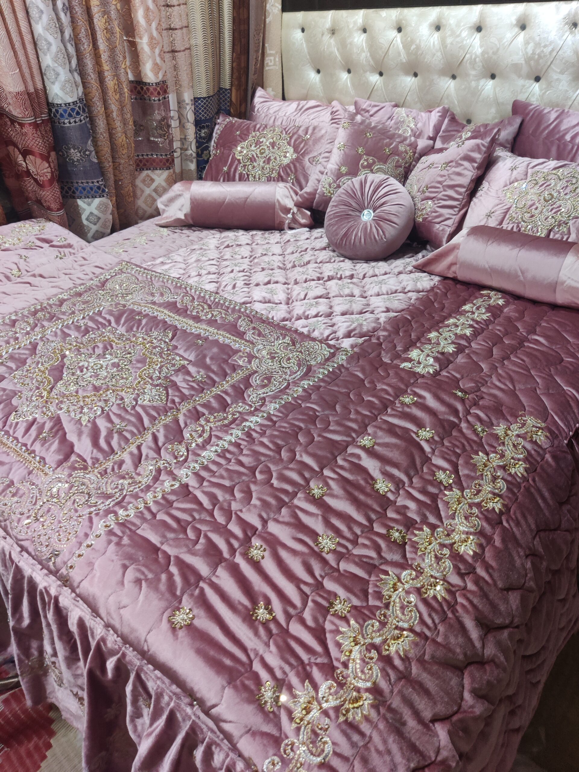 13PC Velvet Embroidered Cut Dana Comforter Set ABBA0 - PINK - Image 2