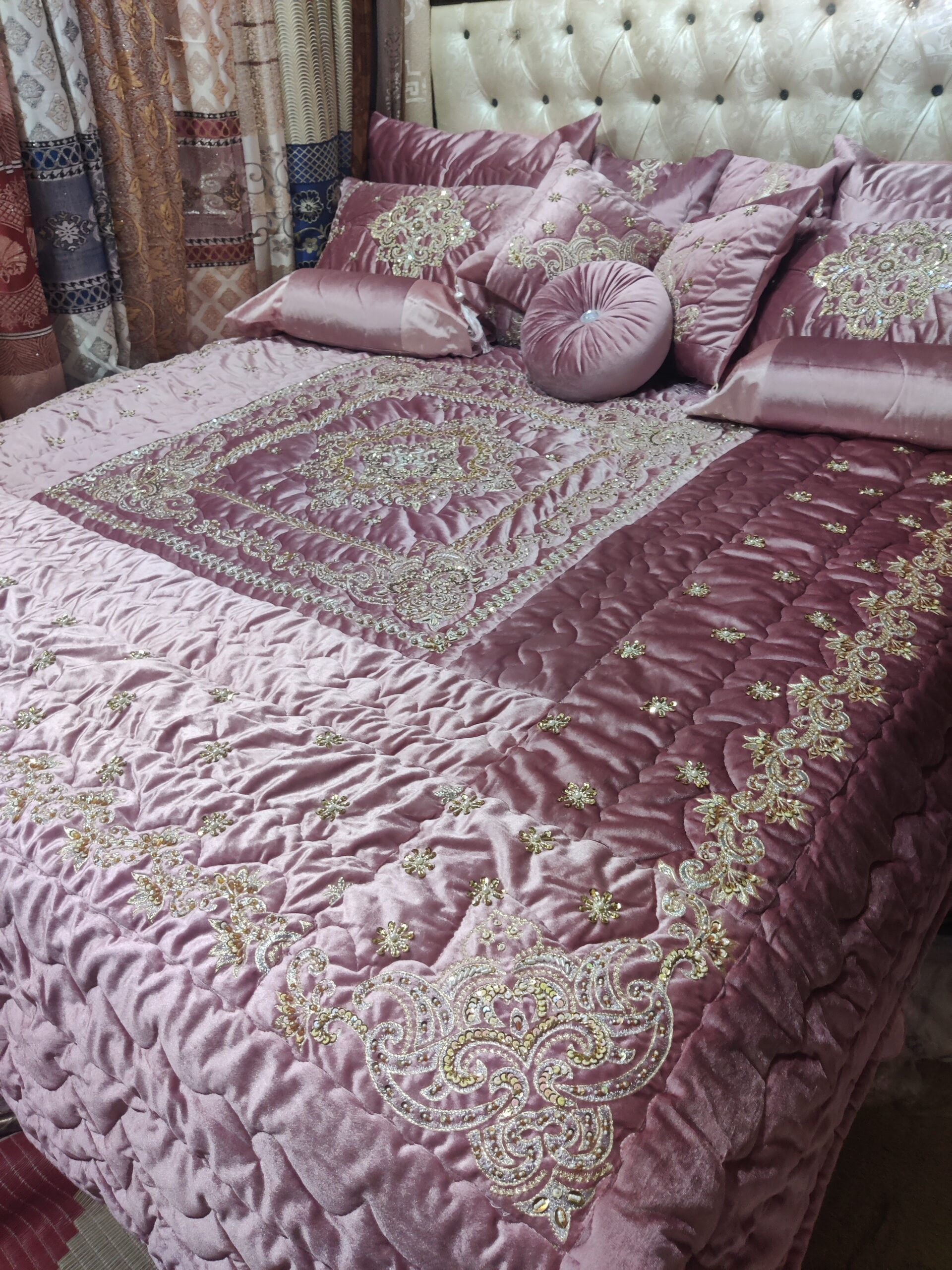 13PC Velvet Embroidered Cut Dana Comforter Set ABBA0 - PINK