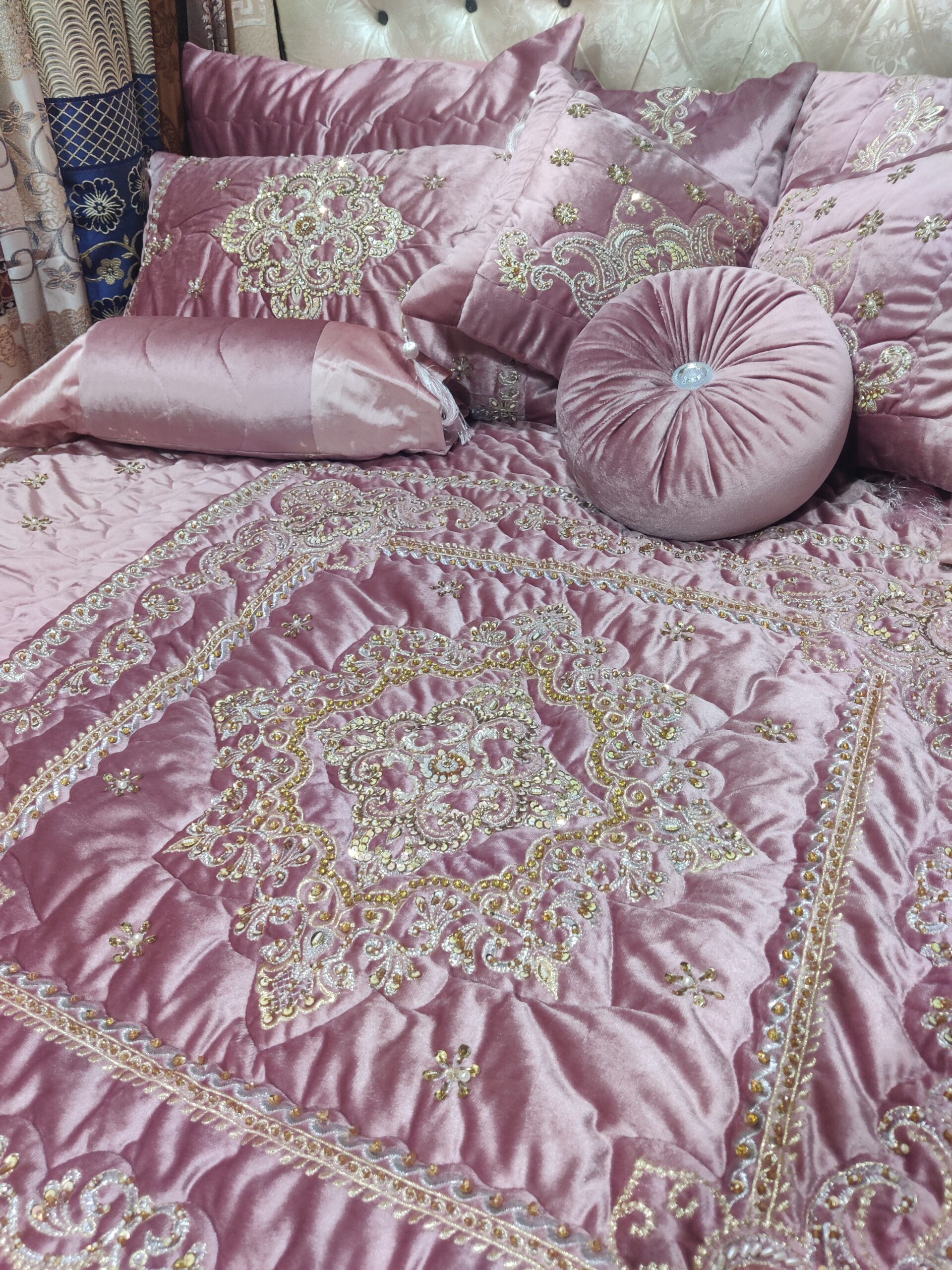 13PC Velvet Embroidered Cut Dana Comforter Set ABBA0 - PINK - Image 5