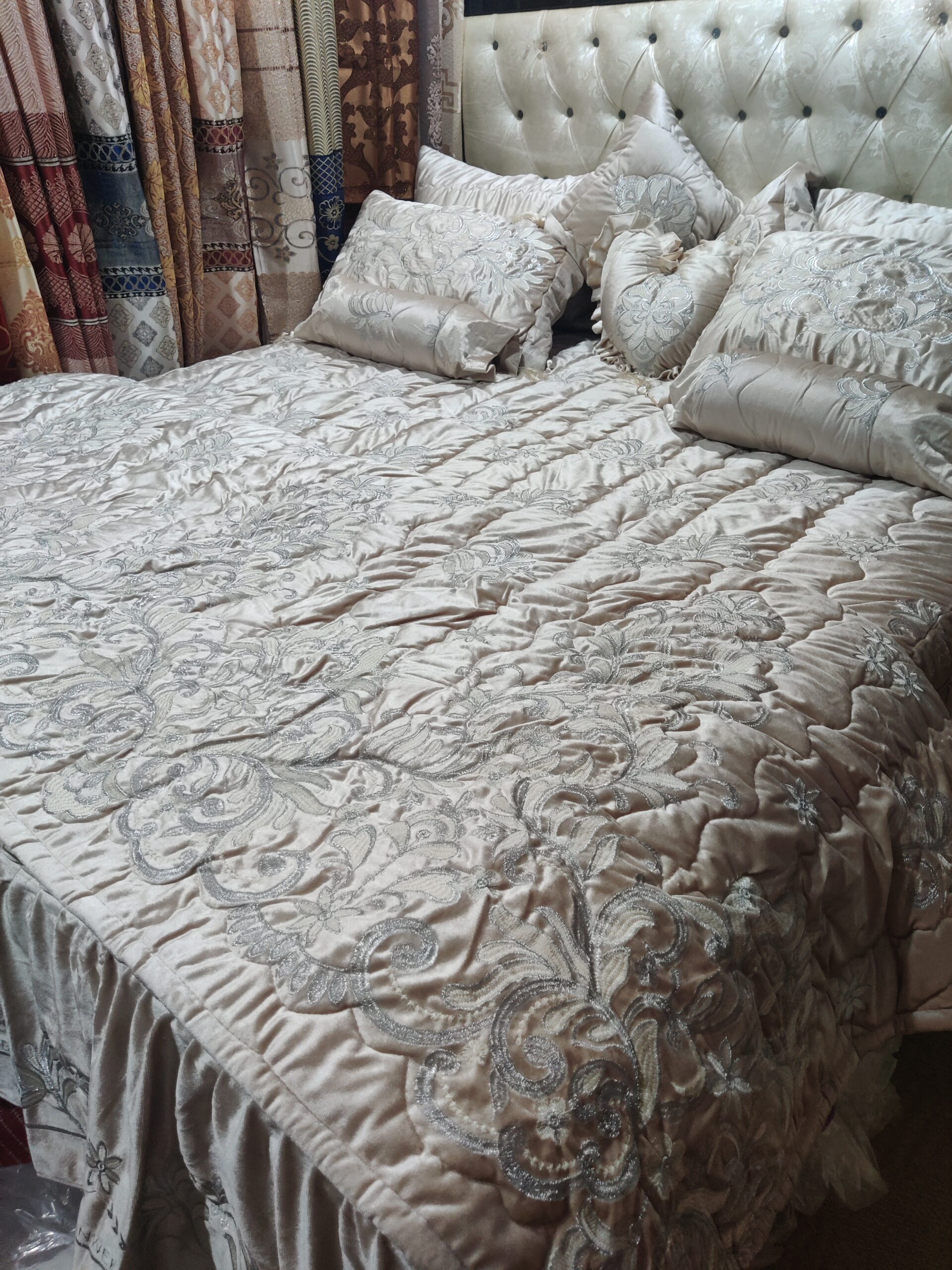 9PC Velvet Embroidered Comforter Set ABBA1- SKIN - Image 4