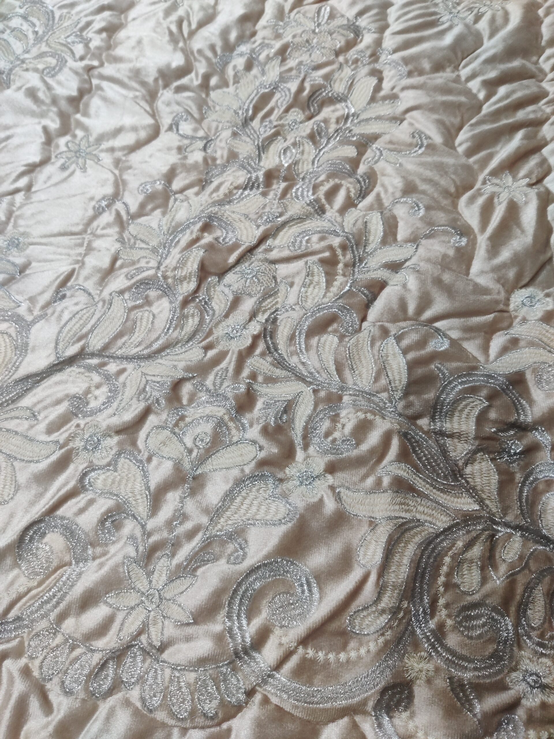 9PC Velvet Embroidered Comforter Set ABBA1- SKIN - Image 7