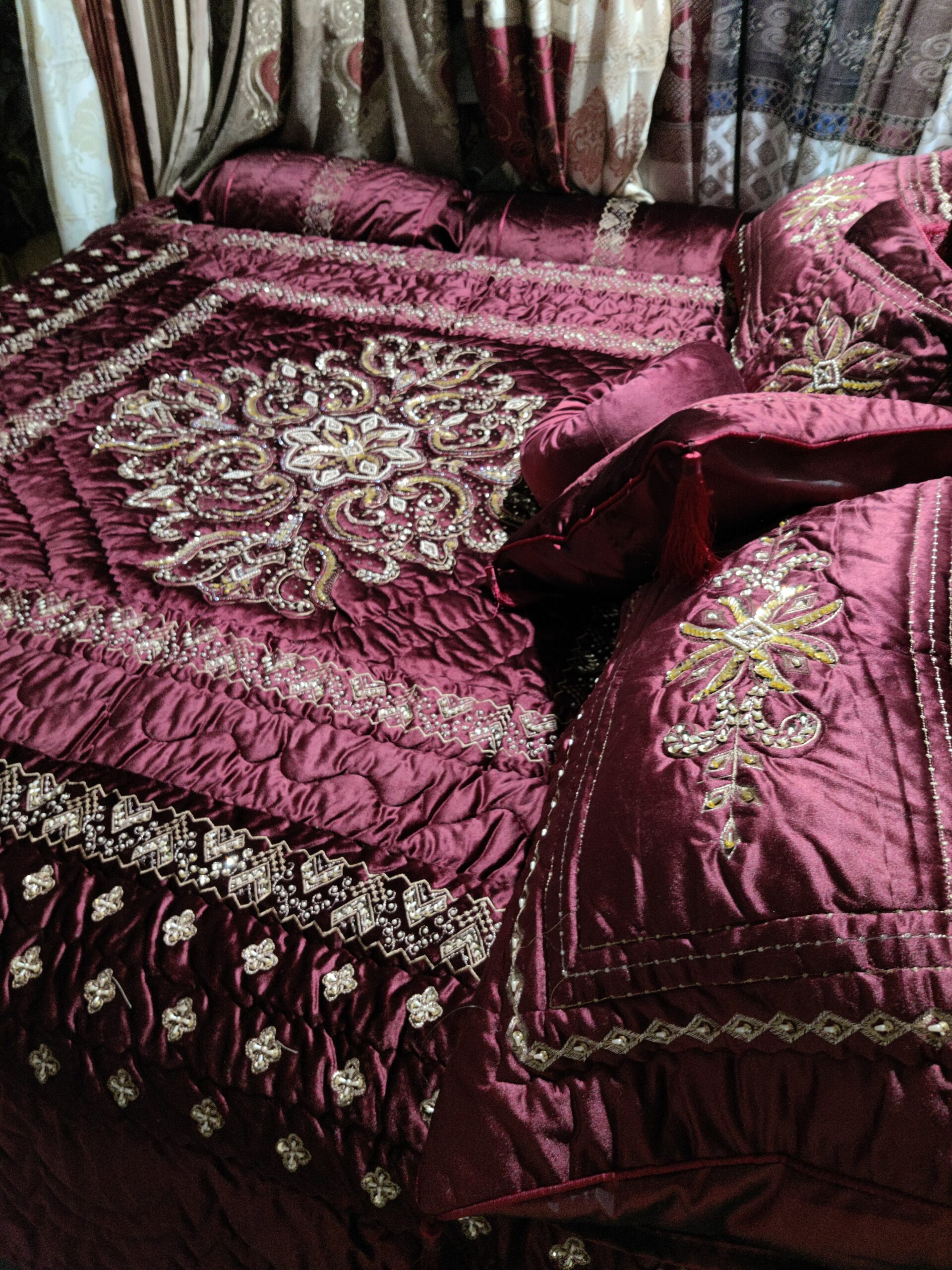 13PC Velvet Embroidered Motive Cut Dana Comforter Set ABBA6 - Maroon - Image 3
