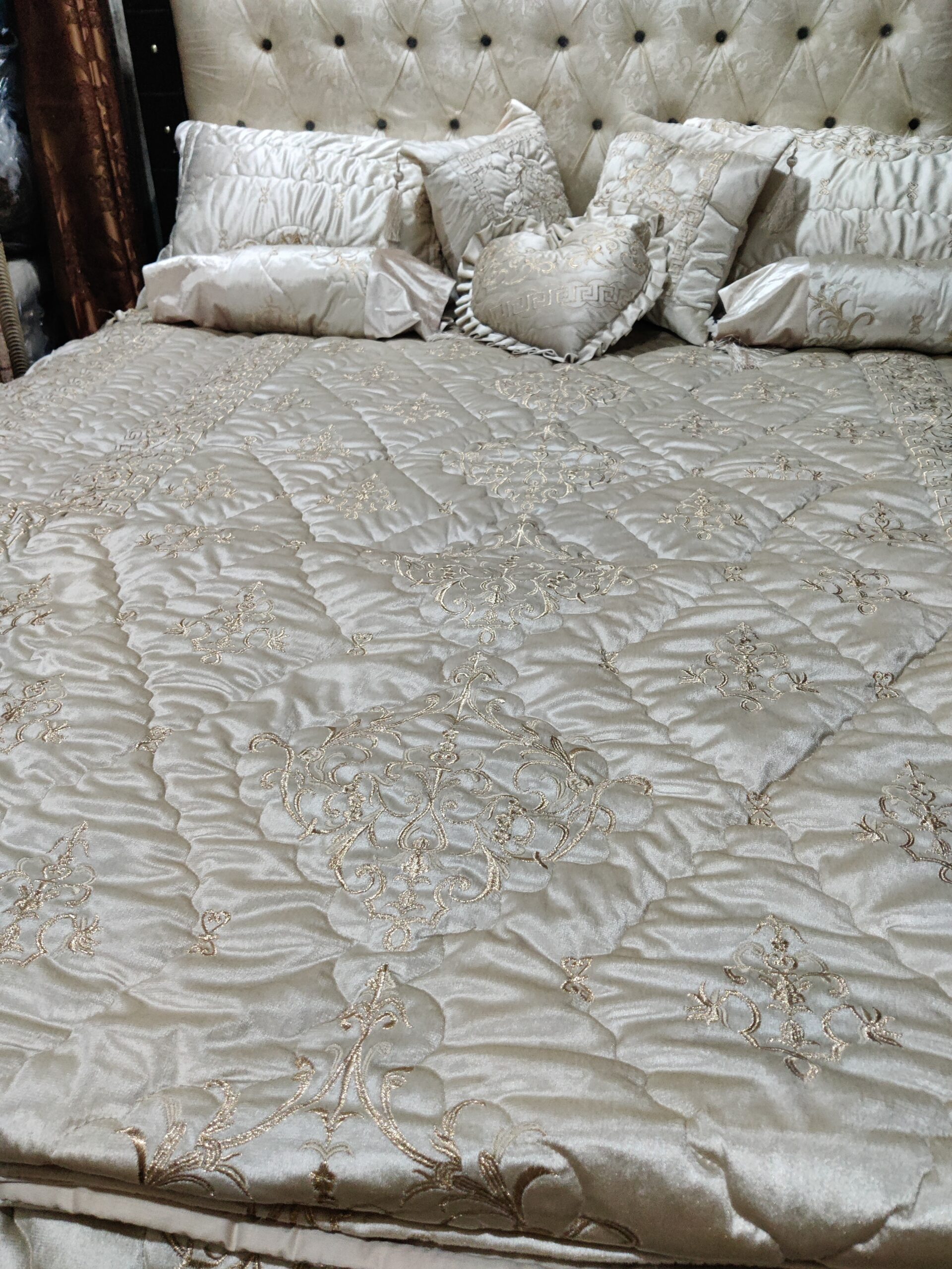 9PC Velvet Embroidered Comforter Set ABBA2- SKIN - Image 2